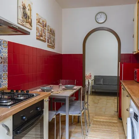 Cinecitta Family House Metro A - Private Parking *