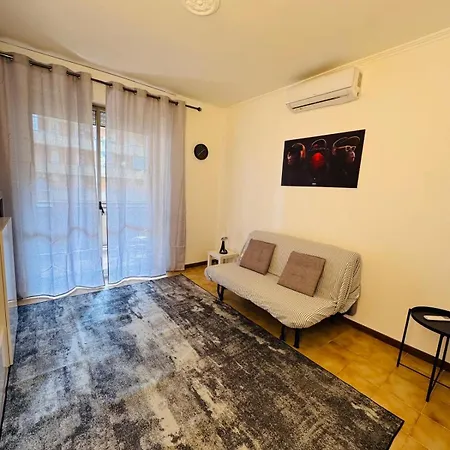 Apartment The Big House Cinecitta Metro A *
